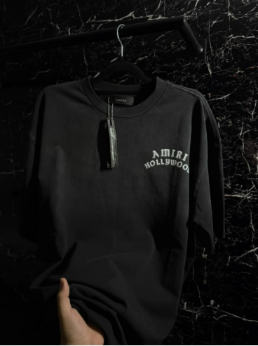 PLAYERA "AMIRI HOLLYWOOD"
