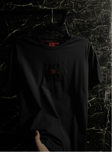 PLAYERA "HUGO"